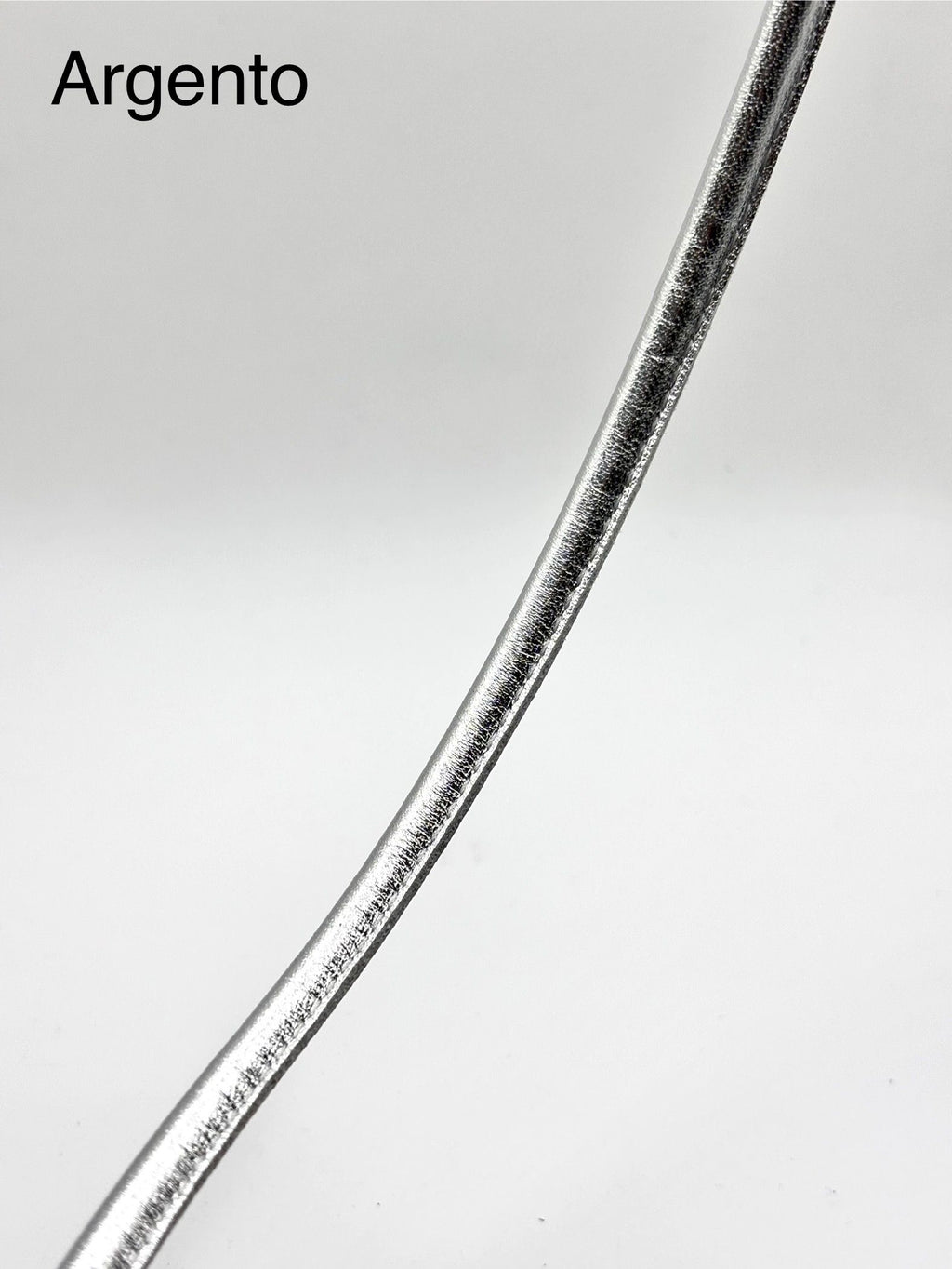 Tubolare in pelle cucito 4mm/8mm