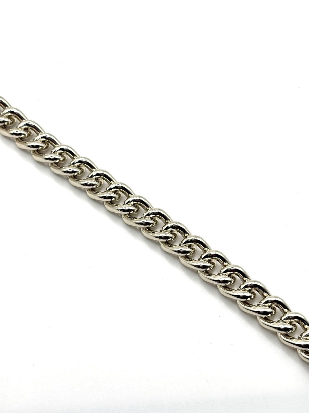 Catena in alluminio stondata 0,9cm