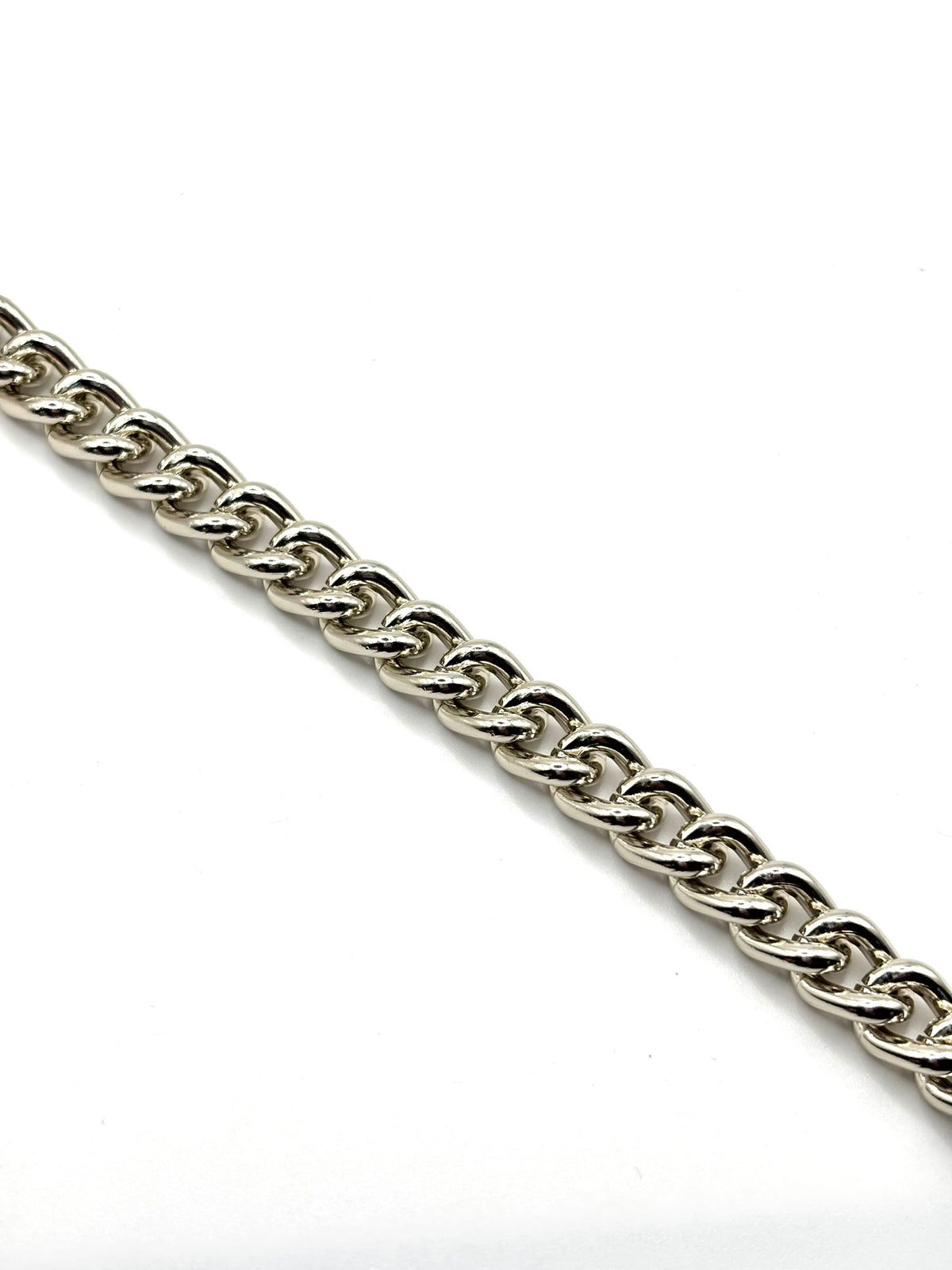 Catena in alluminio stondata 0,9cm